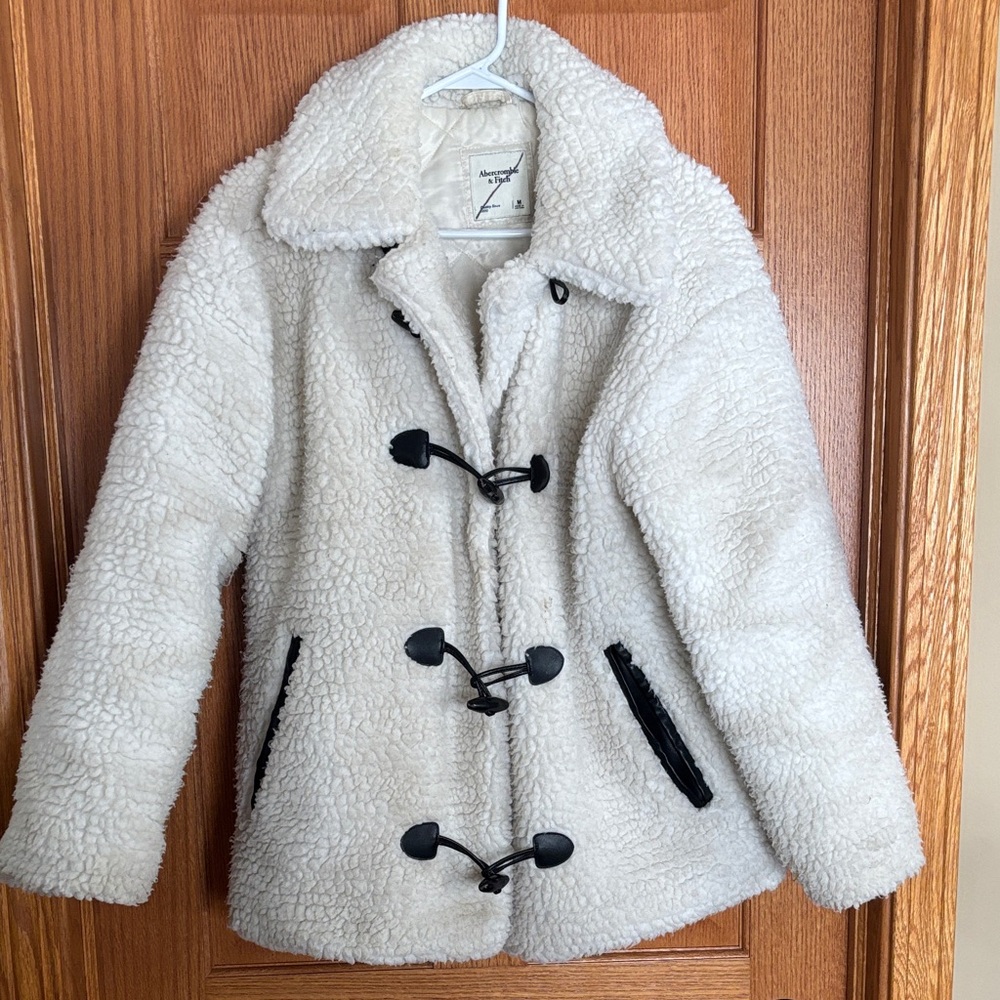 Abercrombie Women's White Teddy Jacket with Black Accents